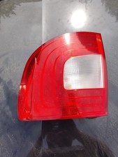 Skoda Superb Estate 2009-2013 Rear Tail Light Lamp Right Side