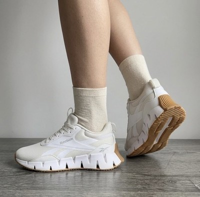 Reebok Zig Dynamica 4 Women's Sneakers White Gum Sole Size 8.5 Style 4500006882
