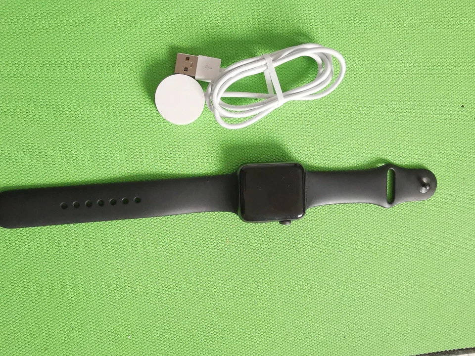 Apple Watch Series 2, photo 1 sur 3