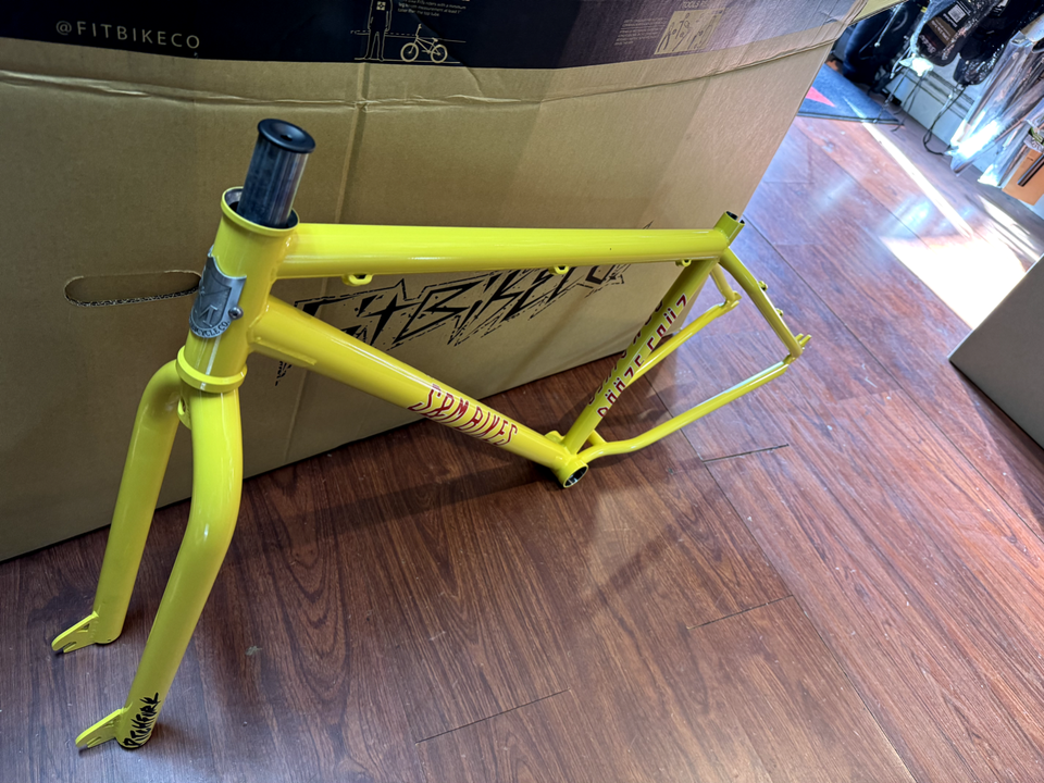 S&M BIKES BOOZE CRUZ 29 INCH YELLOW PILS BMX BIKE FRAME FORK 29" SE ATF