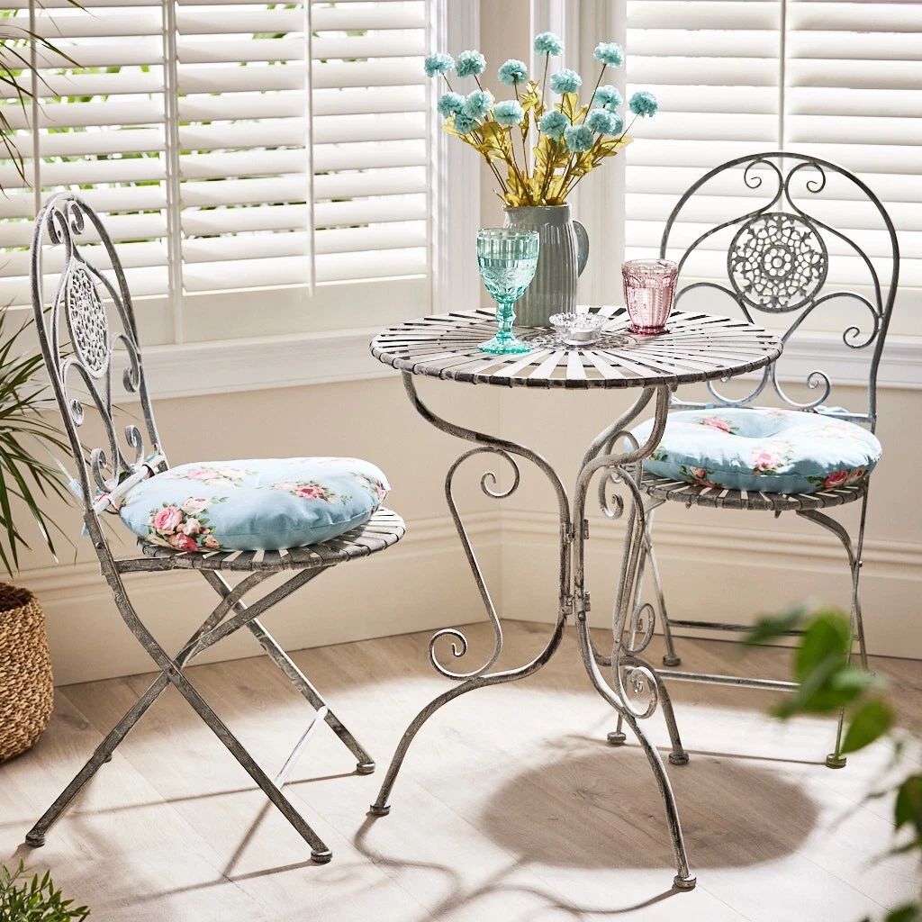 Iron bistro patio online set