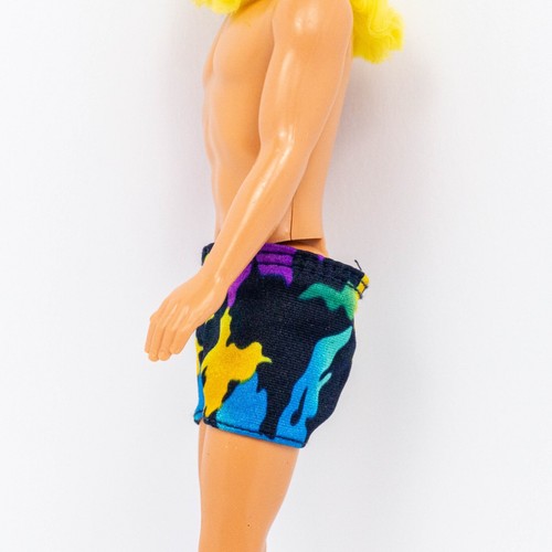 Vintage 1985 Mattel Tropical KEN barbie Doll Swimsuit & Yellow Lei #1020 - Picture 13 of 14