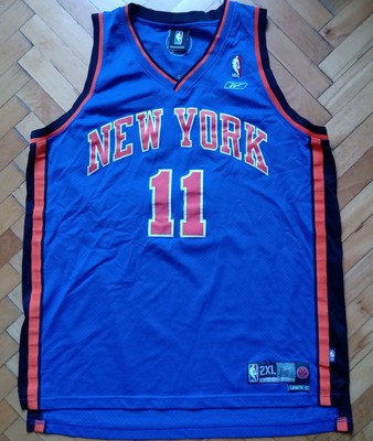 knicks basketball jersey