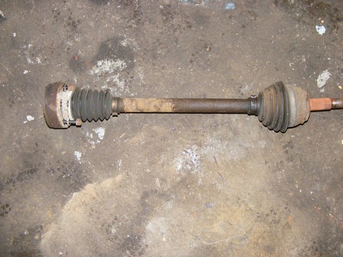 VW Golf 3 Antriebswelle links kurze Seite