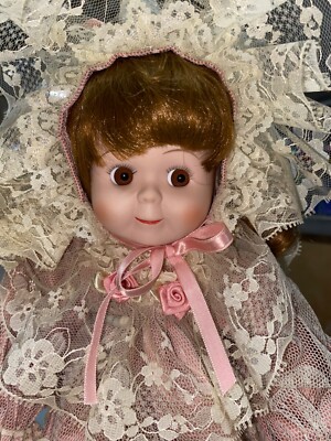 VINTAGE Seymour Mann Connoisseur Collection Porcelain Doll 1989 w