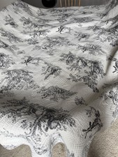 Pretty Floral toile Vintage French Quilted Bedcover double 82x92 inch Reversible