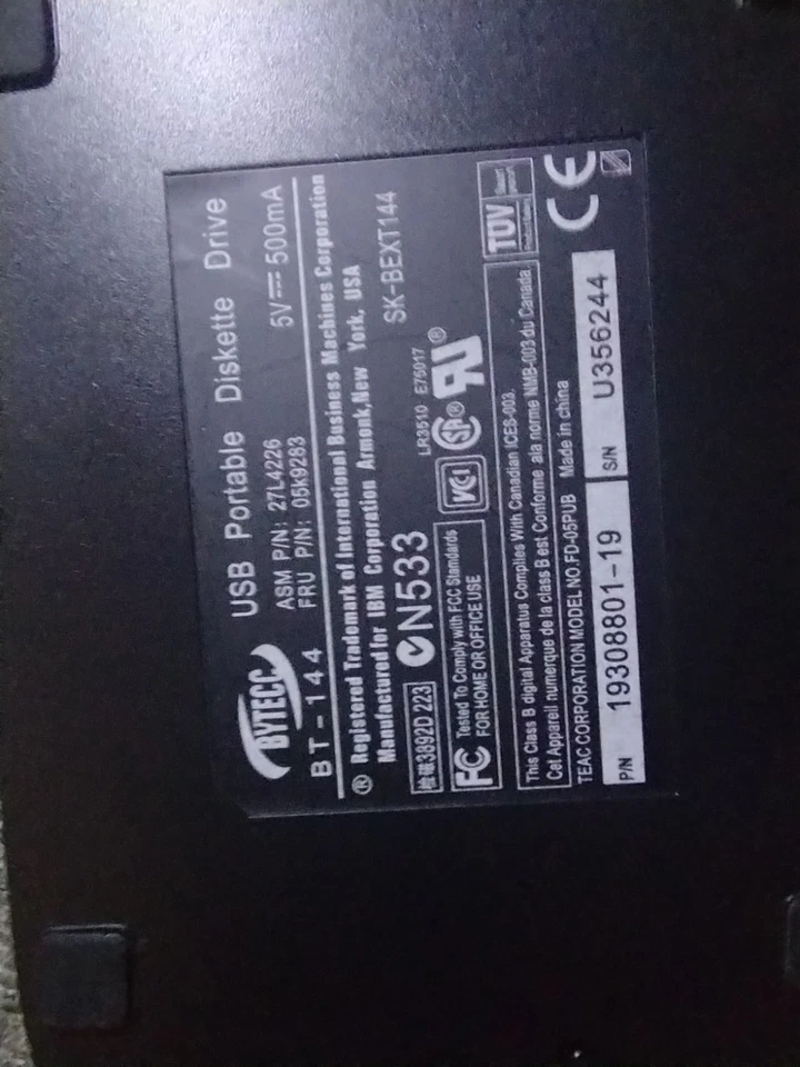 Bytecc USB 便携式软盘外置软驱 BT-144 工作良好 — 第 3/3 张图片