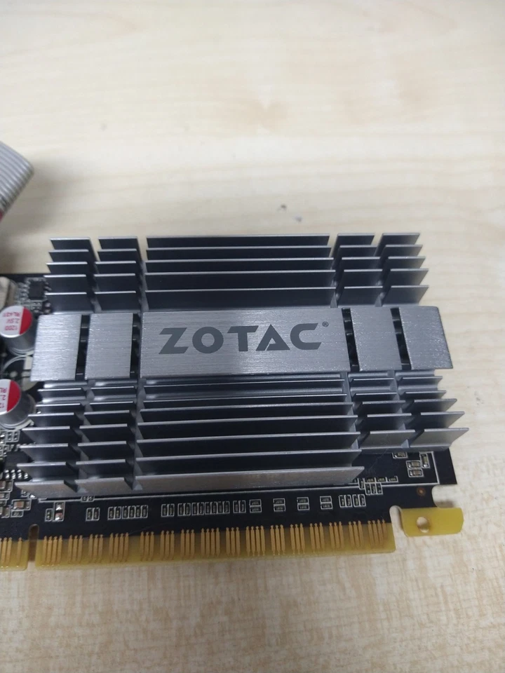 ZOTAC GeForce G210 210 Synergy Edition 1GB DDR3 graphics card - Image 2 of 4
