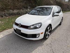 2010 Volkswagen Golf 