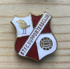 ORIGINAL OLD 1970s  SWINDON TOWN  F.C SUPPORTERS CLUB BADGE