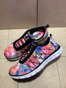 skechers glider posies