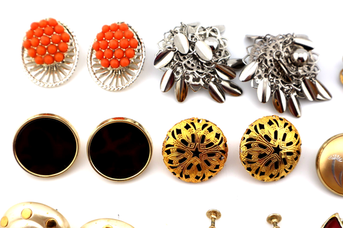 Lot Of 21 Pairs Of Vintage Earrings, Coro, Carolee, 1928, Unmarked - Picture 2 of 16