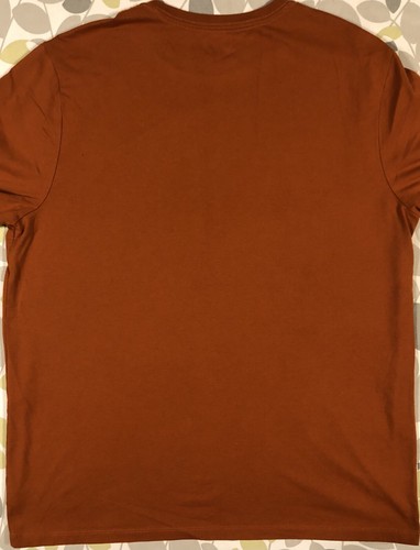 Jeep - Large Rust/Red dirt Mountain/Stream T Shirt (Pre Worn) - Picture 4 of 4