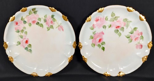 Set of 6 Luncheon Plates by Rosenthal with Hand Painted Roses on a Claire Shape - Picture 2 of 8