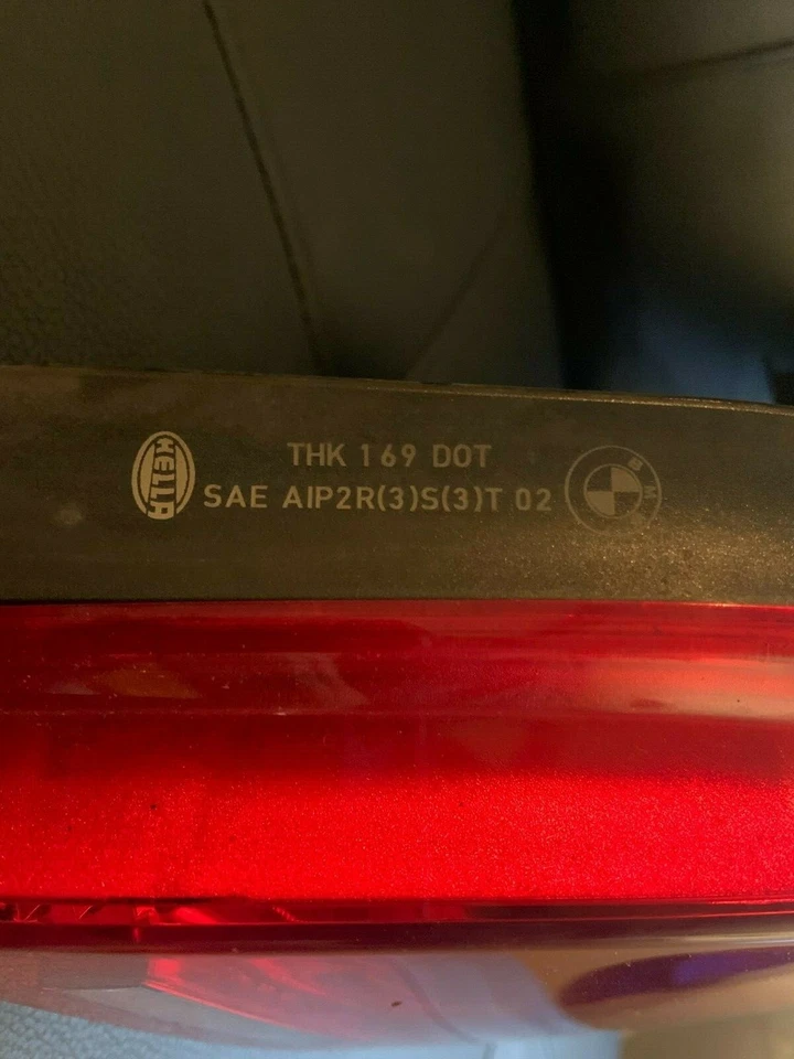 Подлинный задний фонарь для правостороннего пассажира 03–09 BMW 5 серии E60 525i 528i 530i E60 - Изображение 2 из 4