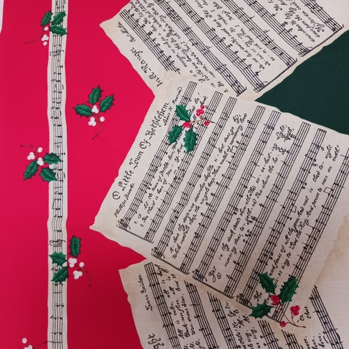 Fabric Traditions Holiday Bags and Tags Fabric Panel makes four gift bags w/ tag - Picture 3 of 10