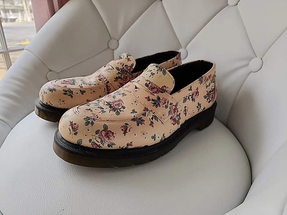 New Dr. Martens Addy Rose Floral Leather Loafers Women's 8 (US Size) - Image 2 of 4
