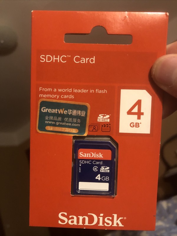SanDisk Standard 4 GB SDHC Card - OEM - (SDSDB-4096-P36)