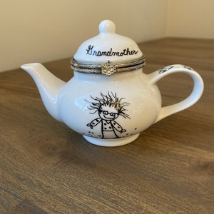 Marci Baum Bros White Teapot Hinged "A Grandmother's Love is a Treasured Gift"