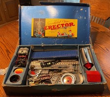 Vintage Erector Set No 7 1/2 Engineers With The Parts You See In The Picture