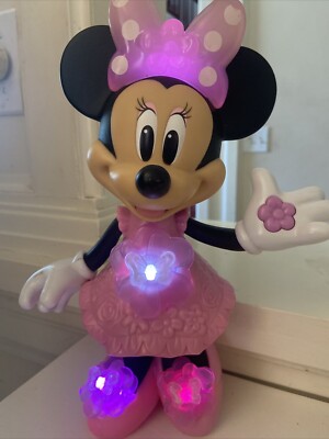 Minnie Mouse Disney Rainbow Dazzle Talking Singing Bows Boutique Light Up  Doll