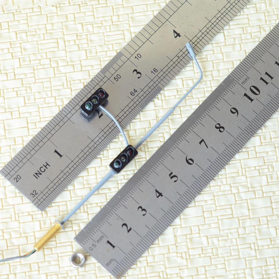 2 x HO / OO scale model railroad traffic signal combined street light #cor2TB - Image 4 of 4