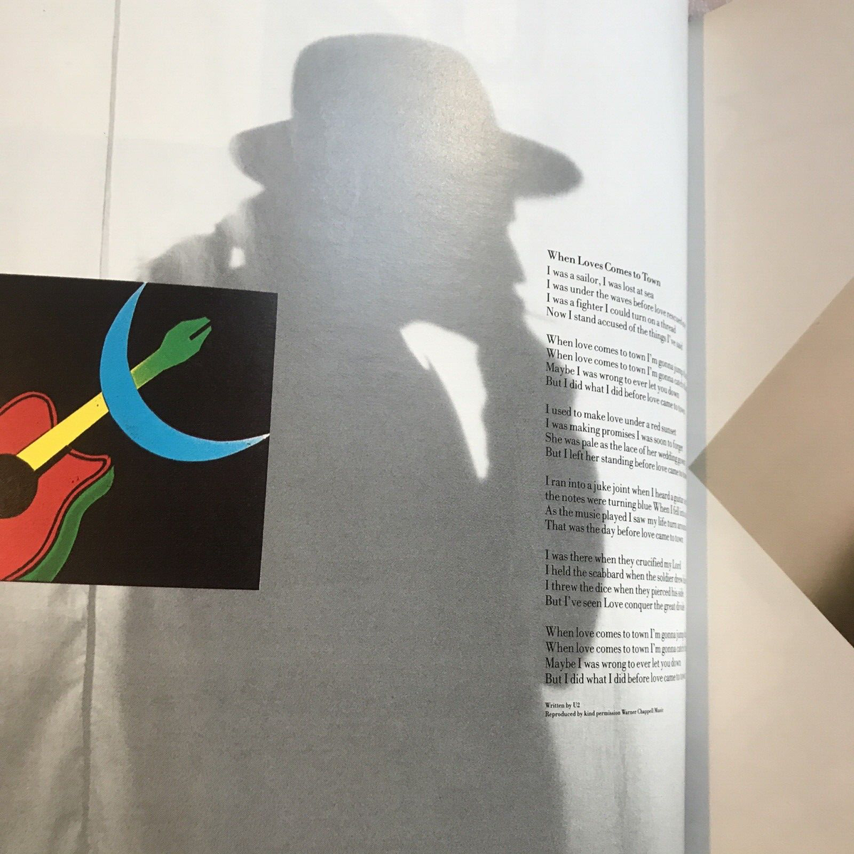 新発売 新商品 Amazon.co.jp: U2 パンフレット U2 LOVE COMES TO