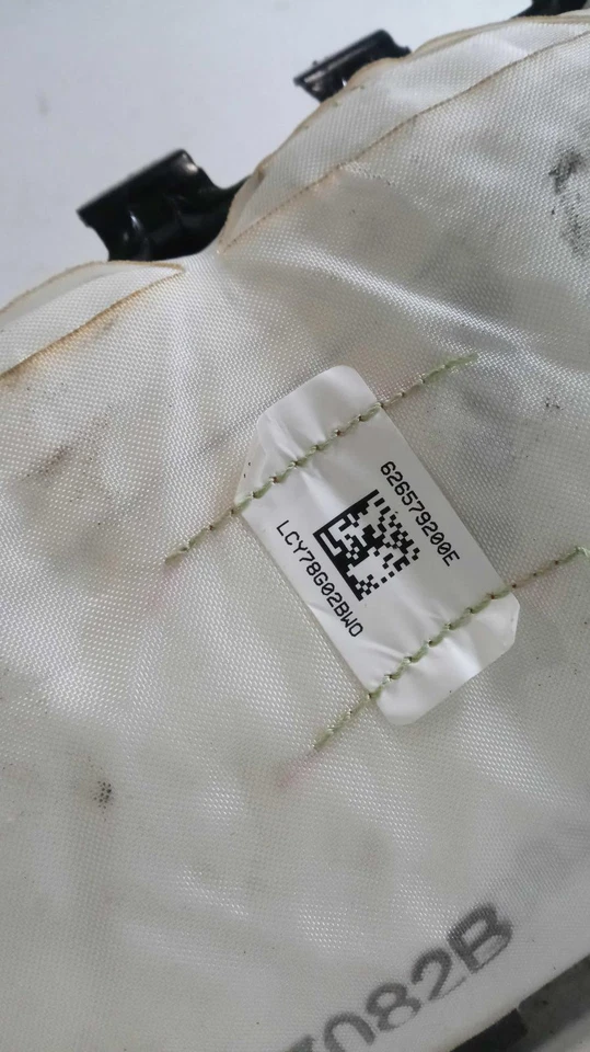 Used Right Instrument Panel Air Bag fits: 2018 Ford Escape passenger dash Right - Изображение 2 из 4