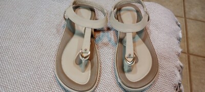 Siketu Sandals