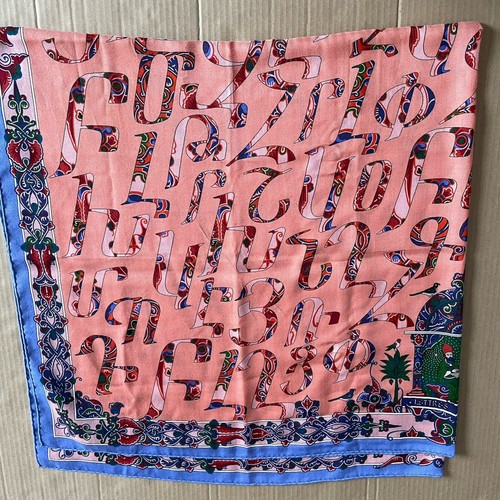 Hermes cashmere silk 54"x54" Lettres D’Erevan shawl 140 cm - Picture 10 of 14