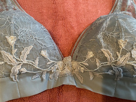 La Perla floral wireless bra size 34C (US)