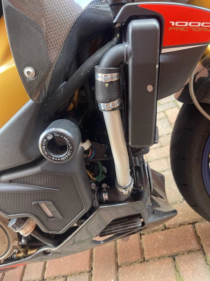 Aprilia Tuono 1000 Factory - Image 4 of 4