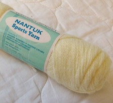 ACRYLIC YARN DK WEIGHT YARN-VINTAGE-COLUMBIA-MINERVA-4 SKEINS- 560 YARDS