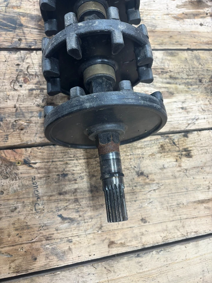 Eje de transmisión Ski Doo Formula Z 500 con piñones OEM 501025300 RW7378 Foto 2 de 4