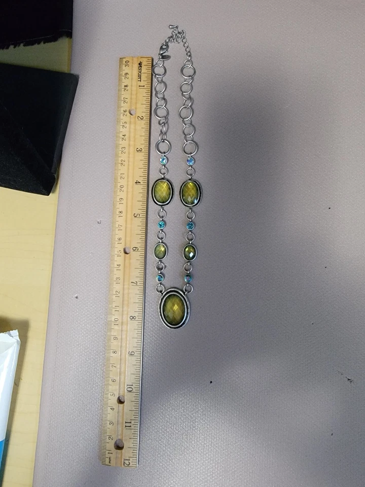 3 collares Lia Sophia y 1 Katie K Foto 4 de 4