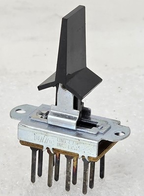 UID Und Lab Spring Loaded Toggle 2 Pos Switch 4A-125VAC 1.5A-250VAC 0.5A-125VDC