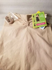 Barely There Light Control Second Skinnies Smoothers Bandeau Slip Size Med NWT