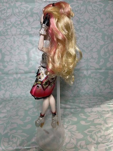 Monster High Ever After Apple White Hat Tastic Party Doll Mattel - Imagen 5 de 5