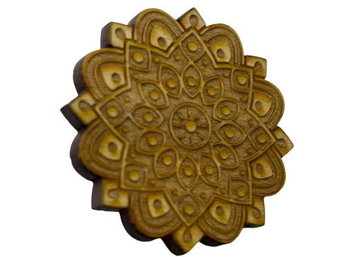 Spiritual Mandala Wooden hat or lapel pin PMS2540 F6D27A - Picture 2 of 2