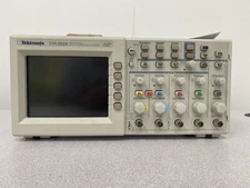Tektronix TDS 2014B Digital Storage Oscilloscope – 100 MHz, 4-Channel, Powers On