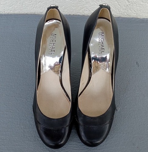 Michael Kors 2-Tone Black Leather Round-Toe Hi-Heel Pumps Sz 10 EXC+ - Picture 6 of 10
