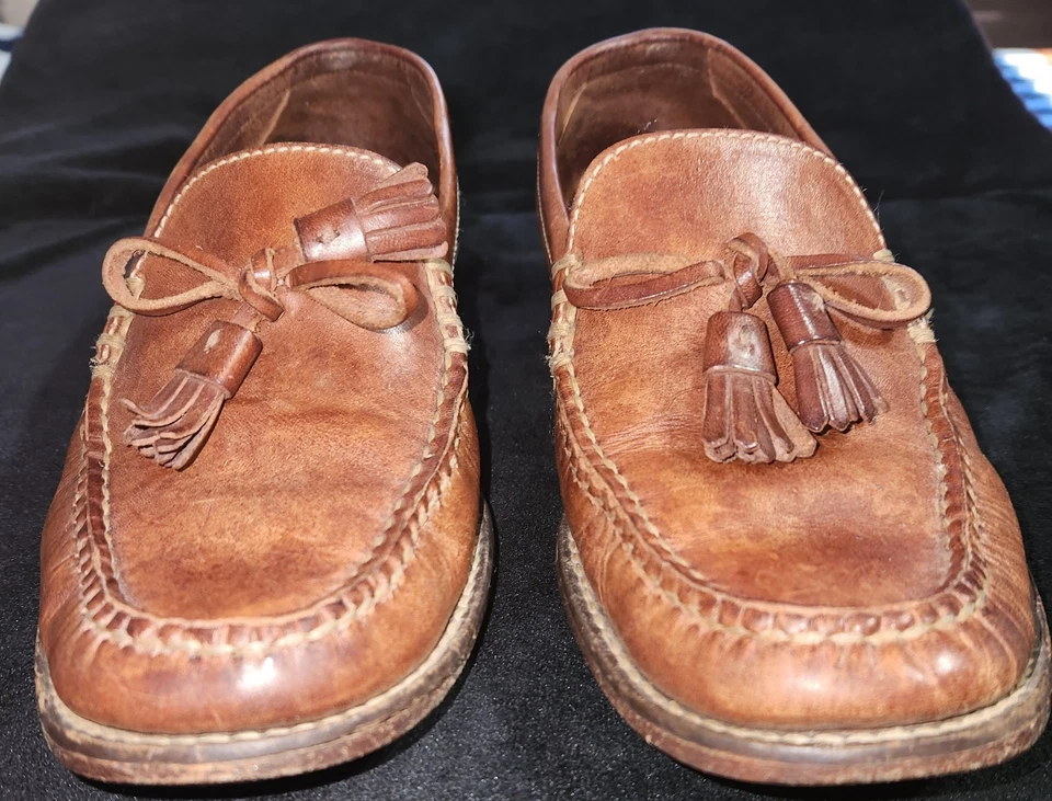 Mocasines con borlas para mujer Cole Haan 7B Foto 2 de 4