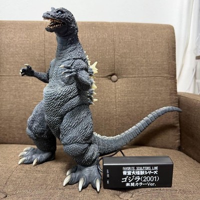 X-PLUS Godzilla (2001) Favorite Sculptors Line Glow Effect 28cm Toys