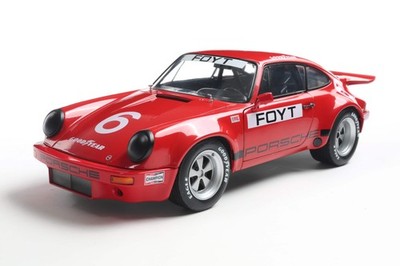 Solido 1974 Porsche 911 RS 3.0L #6 IROC Daytona Red Foyt 1:18 S1810704