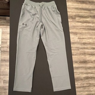 Under Armour Pantalone Track Grigio Uomo Taglia M Vestibilità Larga Elastico Vita