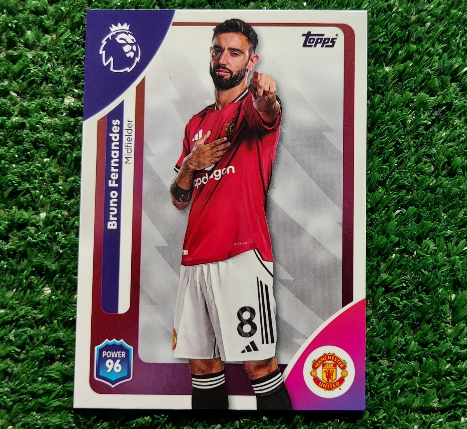 CARD TOPPS 2025/26 PREMIER LEAGUE MANCHESTER UNITED N°208 FERNANDES CARTA 2026⚽️