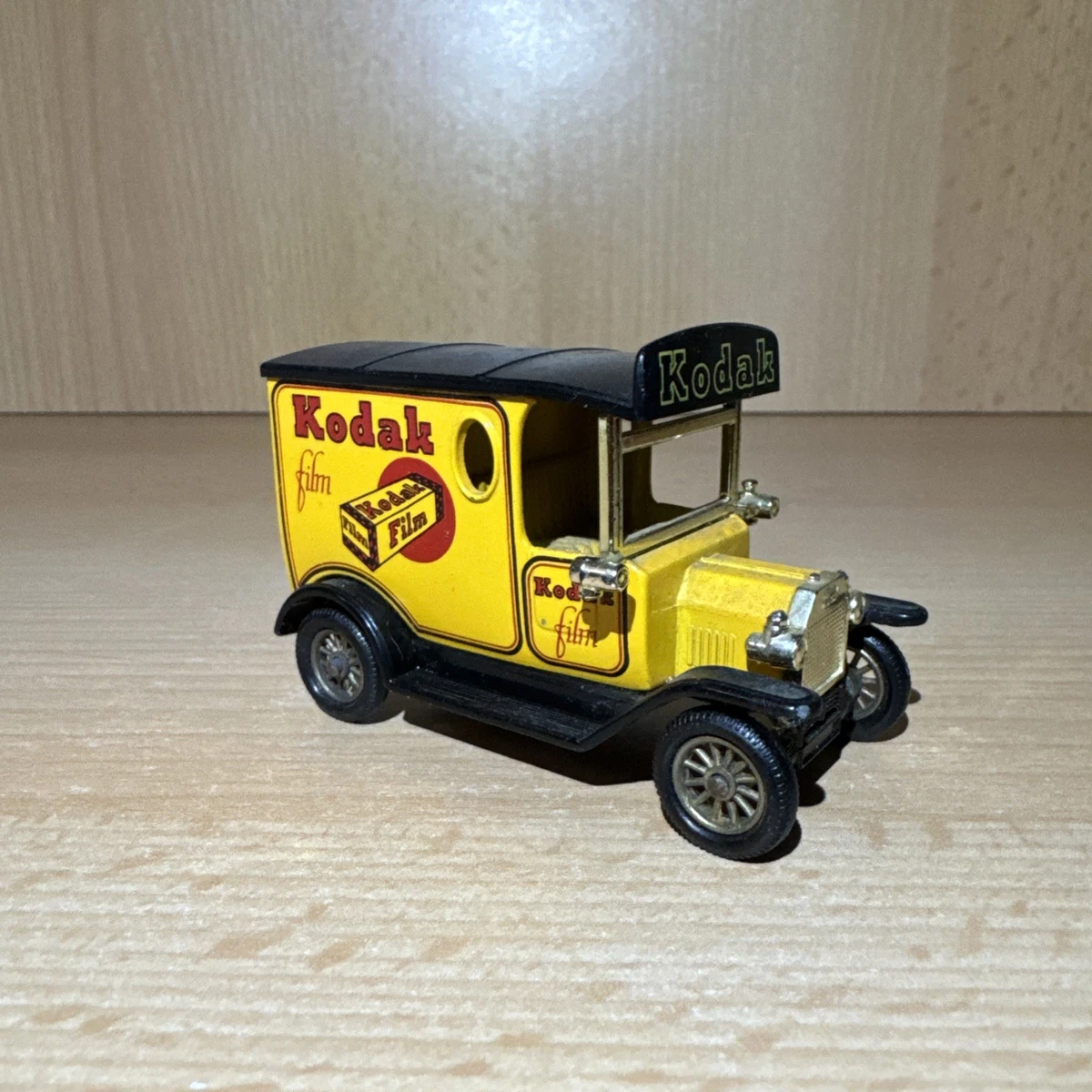 25+ Lledo 1983 Vehicle Year Vintage Manufacture Diecast Cars