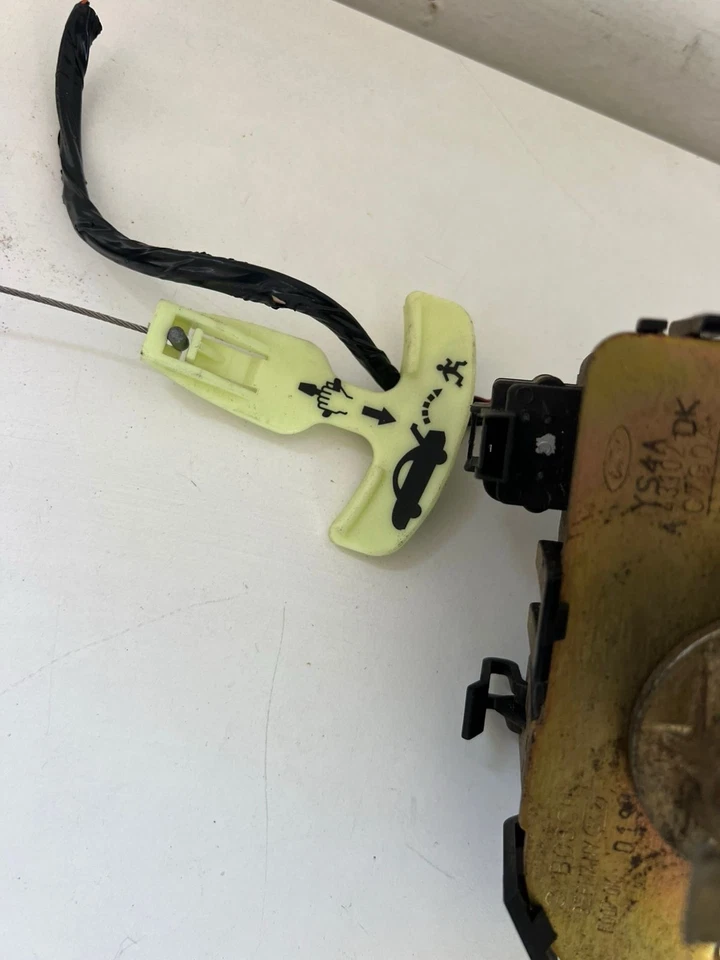 Mecanismos de bloqueo de puerta Ford Focus 2003 OEM Foto 3 de 4