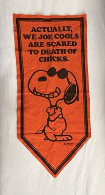 VINTAGE 1971 Peanuts Snoopy ( Joe Cool ) Orange Felt Banner 31''X15''