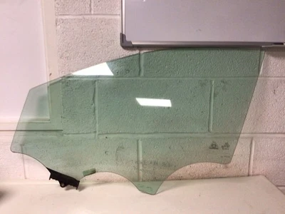KIA SPORTAGE Mk4 WINDOW GLASS FRONT PASSENGER LEFT SIDE 43R-00049 2016-2022 - Image 1 of 4